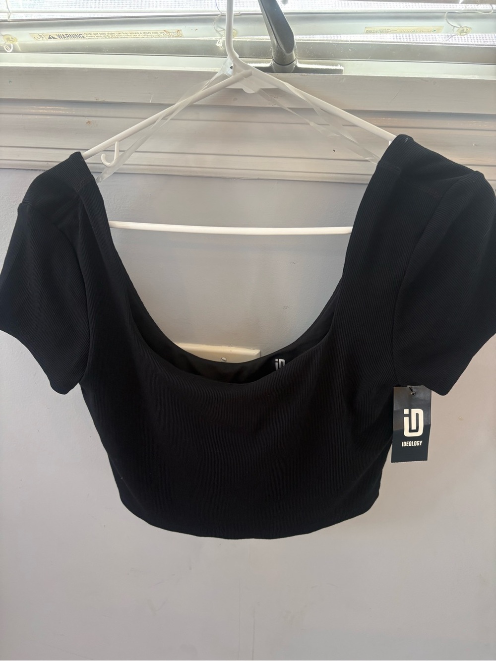Ideology Black Scoop Neck Short Sleeve Crop Top